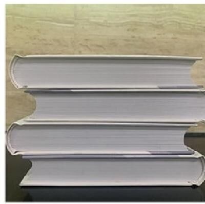 Półautomatyczna maszyna do wkładania elastycznych taśm do notebooków o maksymalnej wielkości okładki 310x450MM i minimalnej wielkości okładki 140x190MM