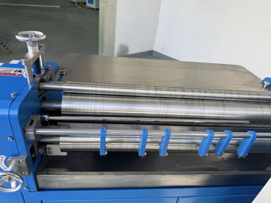 Smart Hard Cover Book Machine Czterostronny składany magazyn
